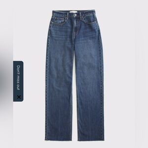 Abercrombie & Fitch The loose high-rise Jean-EUC
